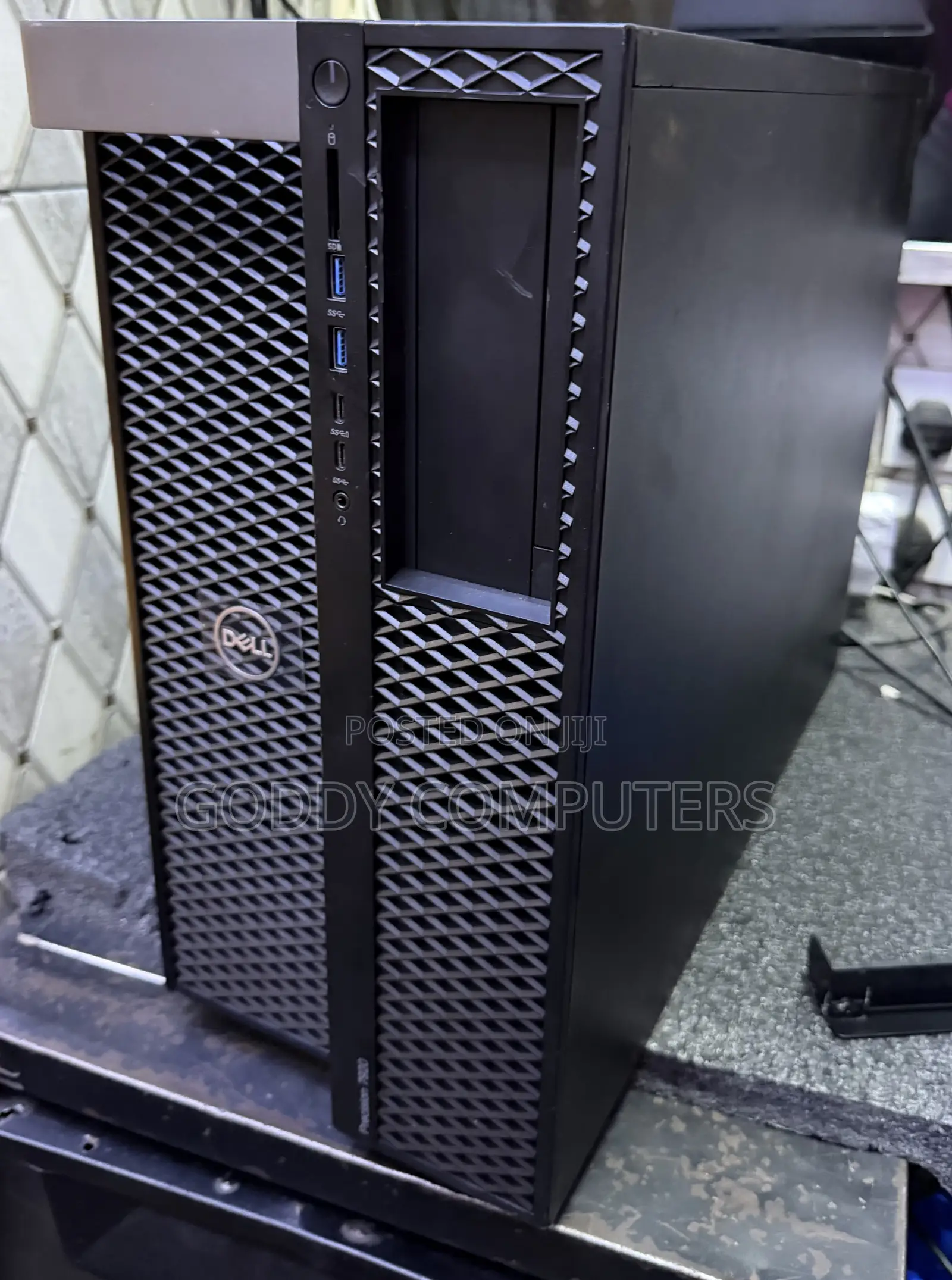 Desktop Computer Dell Precision 7920 64GB Intel Xeon HDD 1T