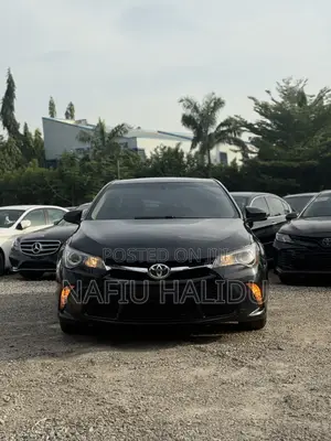 Toyota Camry 2016 Black