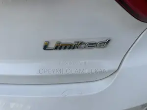Hyundai Sonata Limited 4dr Sedan (2.4L 4cyl 6A) 2015 White