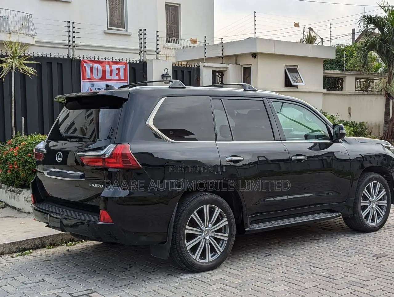 Lexus LX 2016 Black