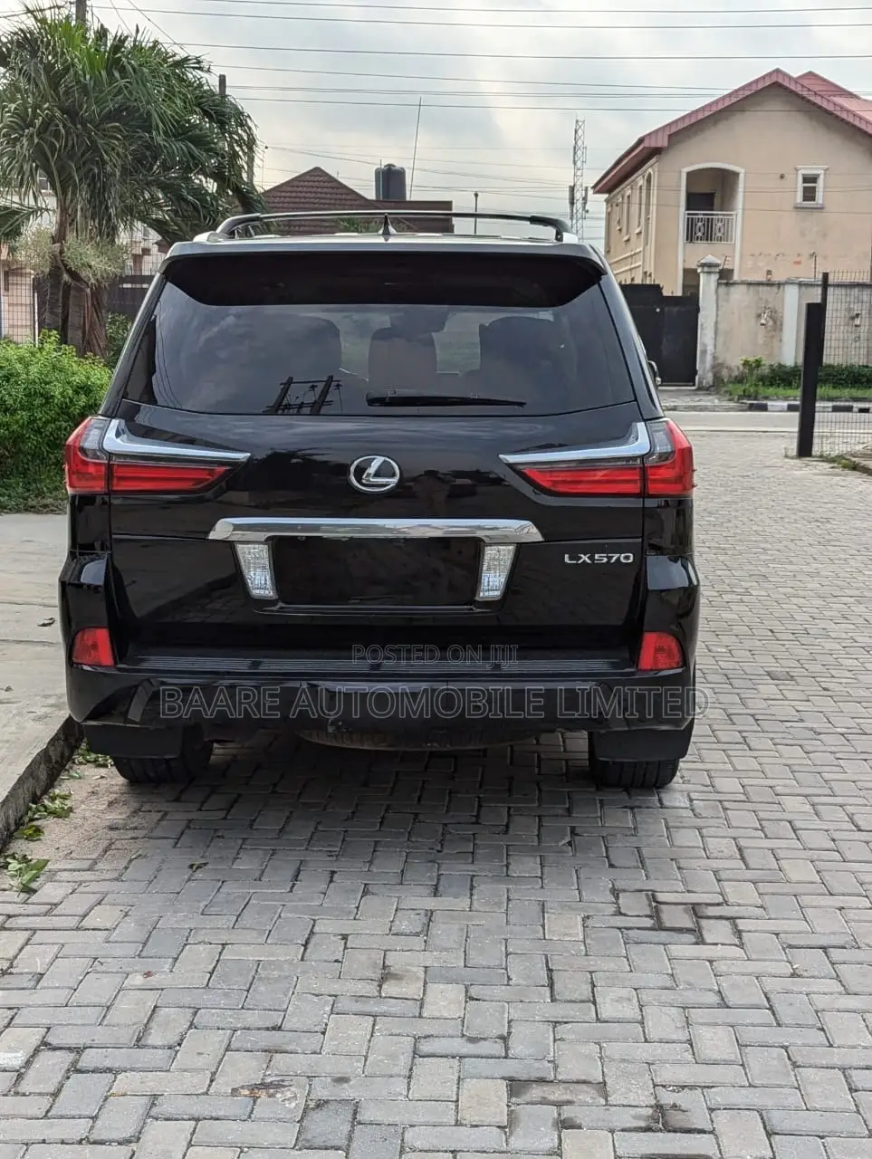 Lexus LX 2016 Black