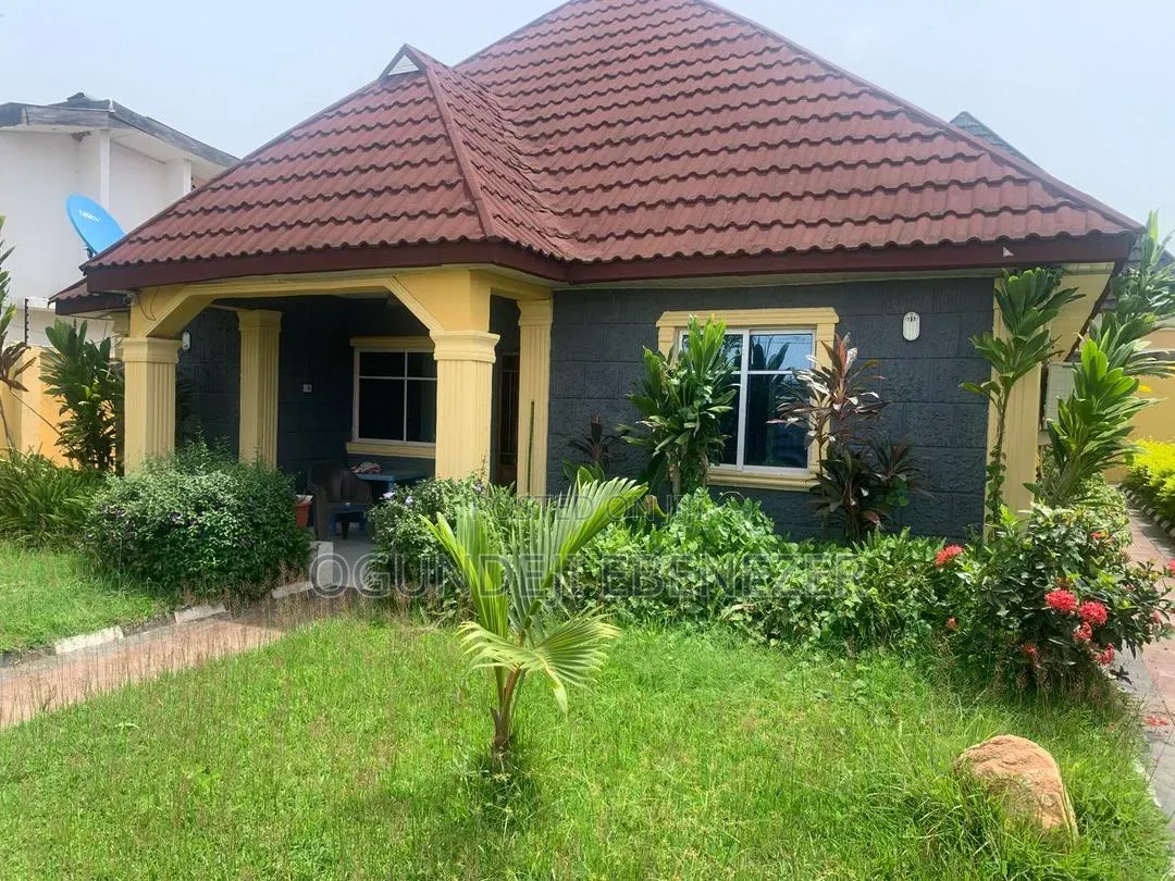 4bedroom Service Bungalow