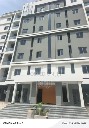 Furnished 3bdrm Block of Flats in Lekki Phase 1 for rent