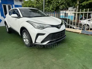 Toyota C-HR 2021 White