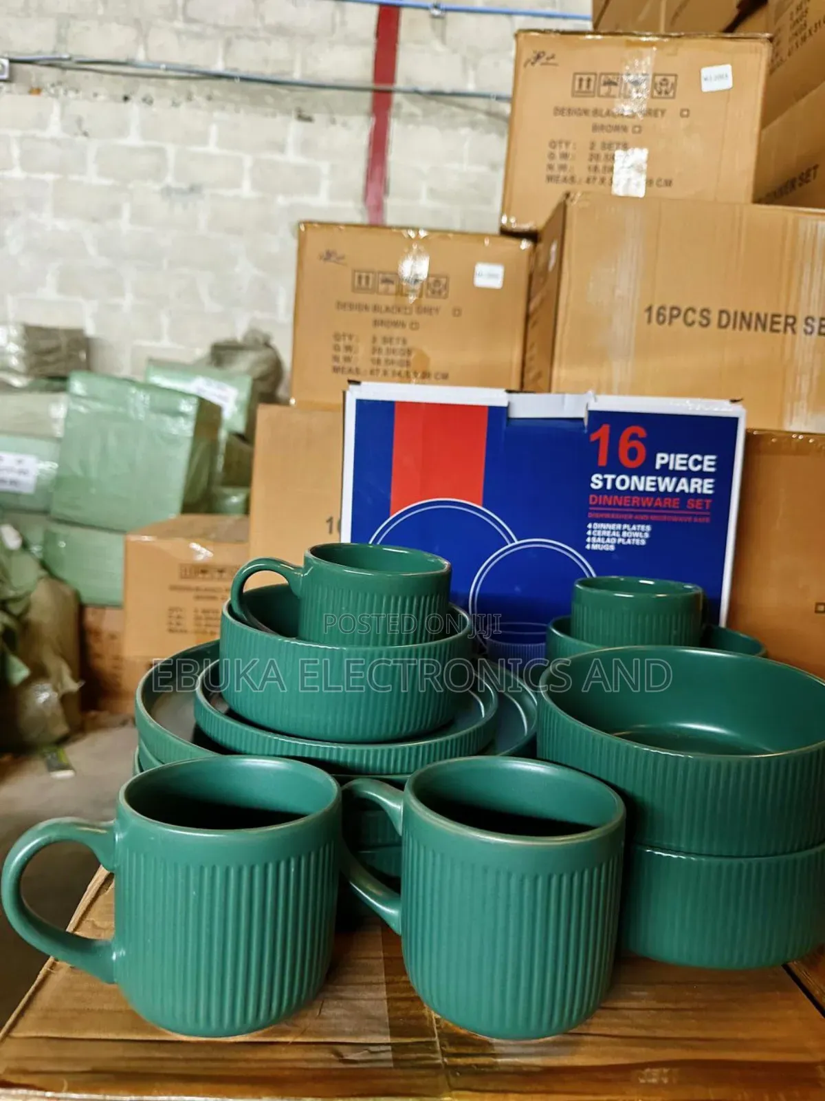 16 PCS Stoneware Green With Design Dinner Set Is Available Now