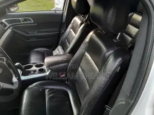 Ford Explorer 2012 Gray
