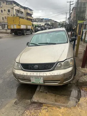 Toyota Avalon Limited 2005 Gold
