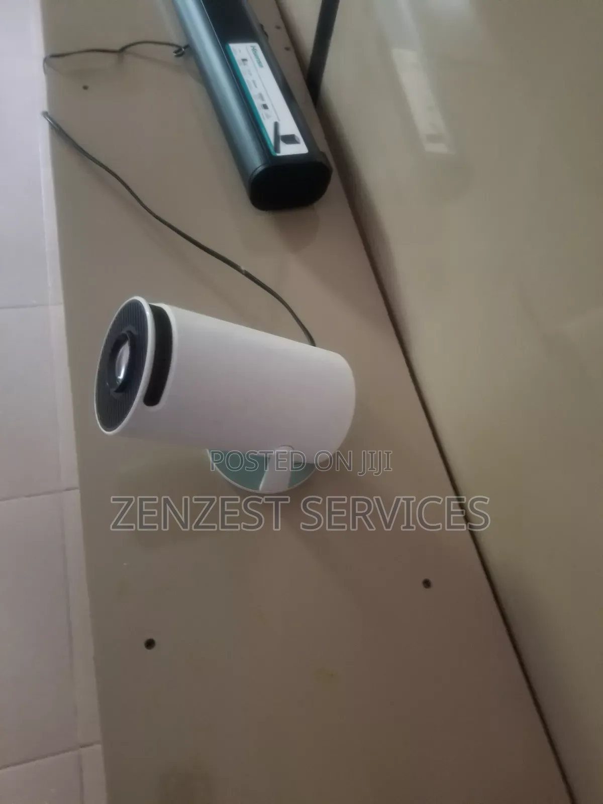 Hy300 Pro Smart Projector