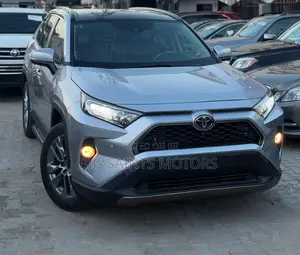 Toyota RAV4 Limited AWD 2019 Blue