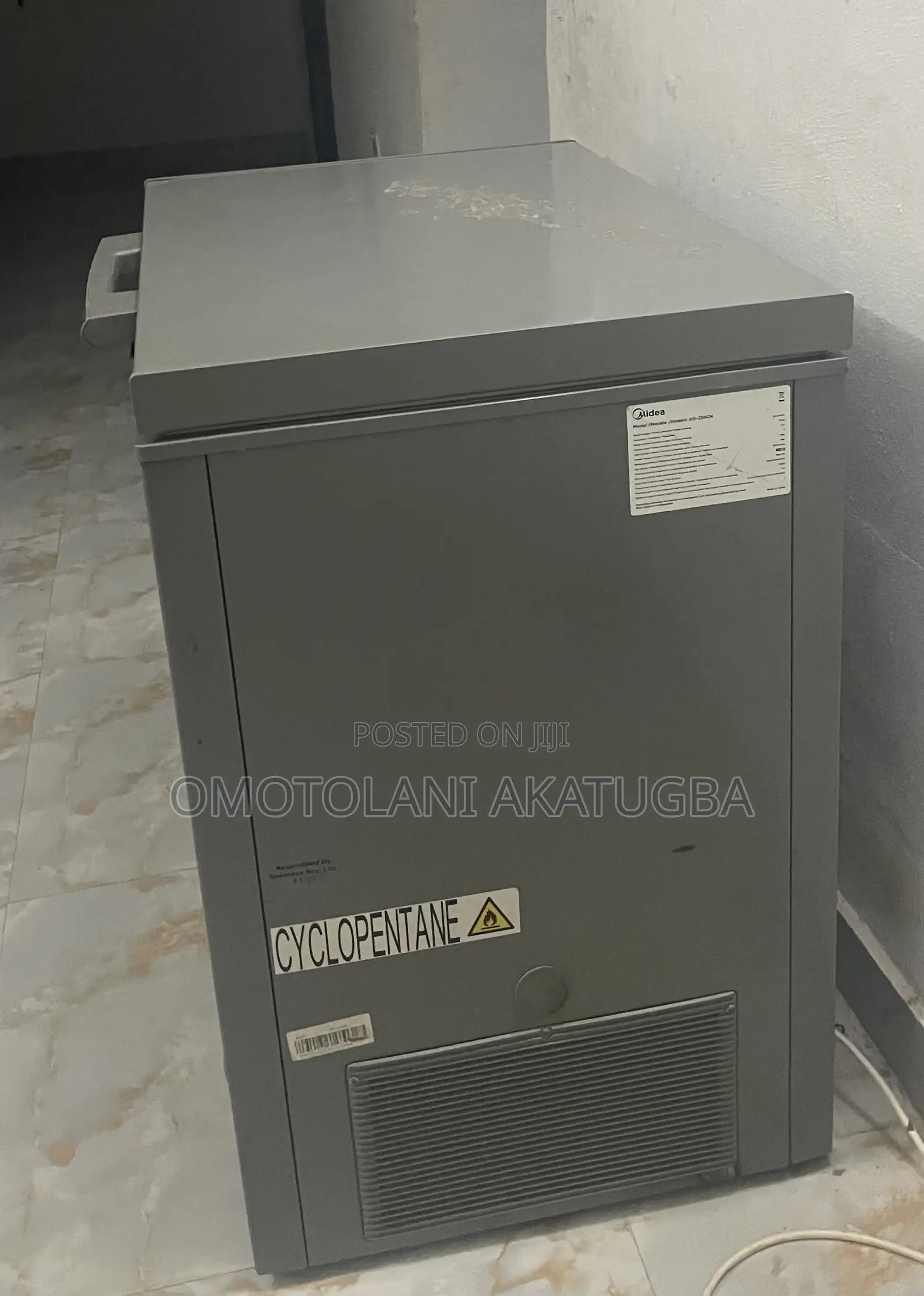 Midea Freezer