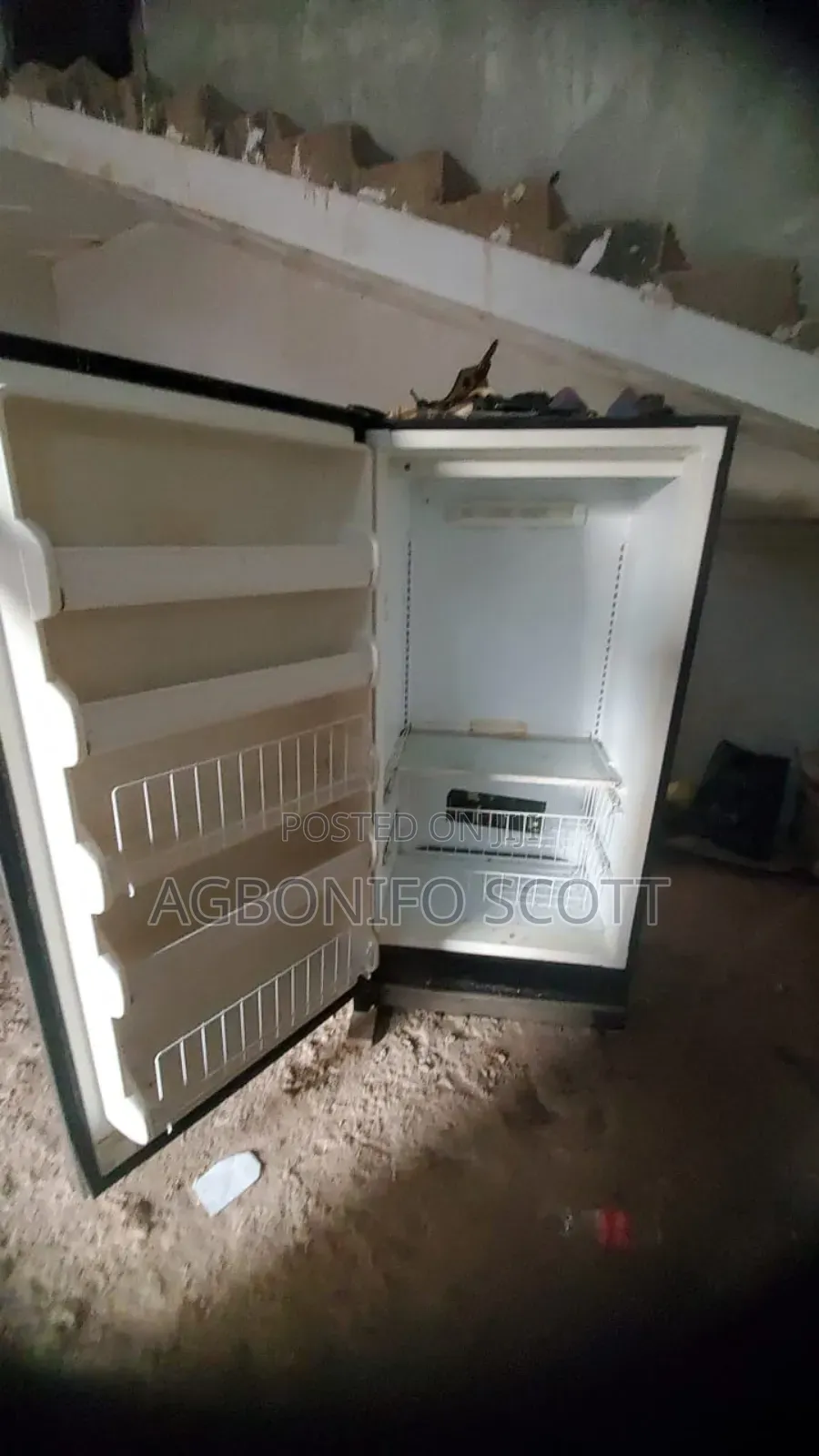 Refrigerator