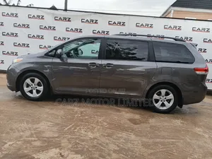 Toyota Sienna LE 7 Passenger 2011 Gray