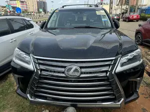 Lexus LX 2018 Black