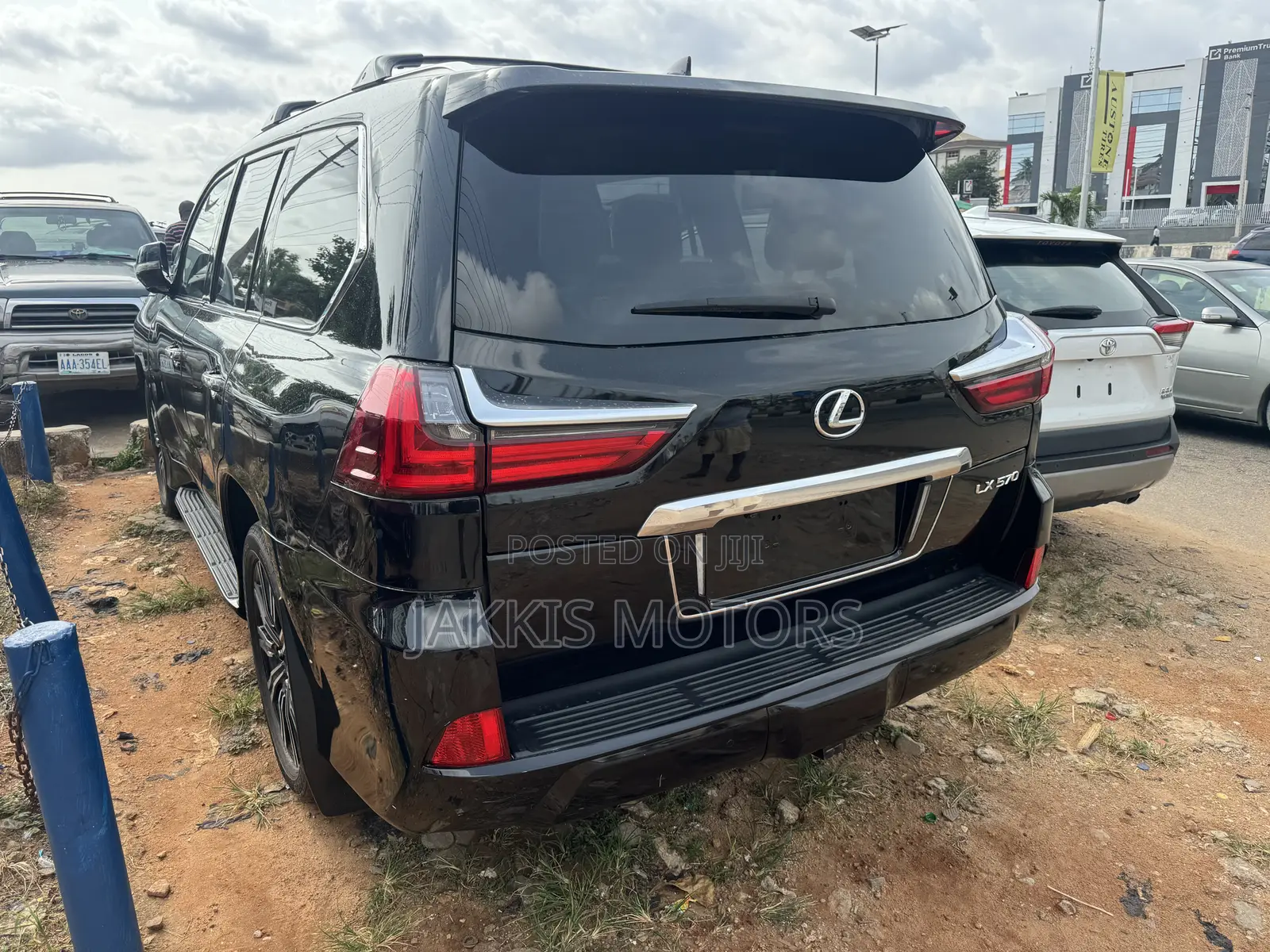 Lexus LX 2018 Black