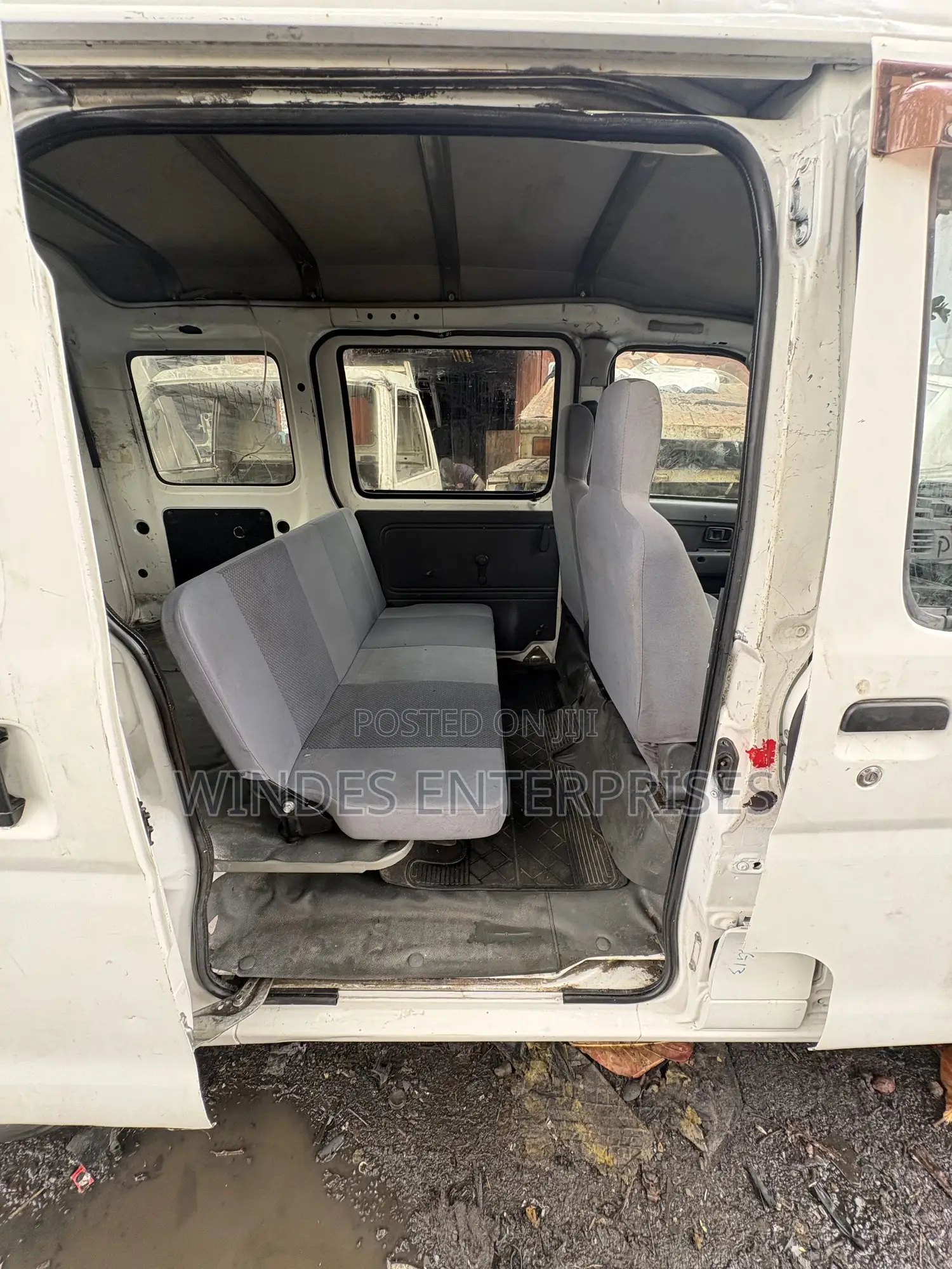 Daihatsu Hijet 2012 White