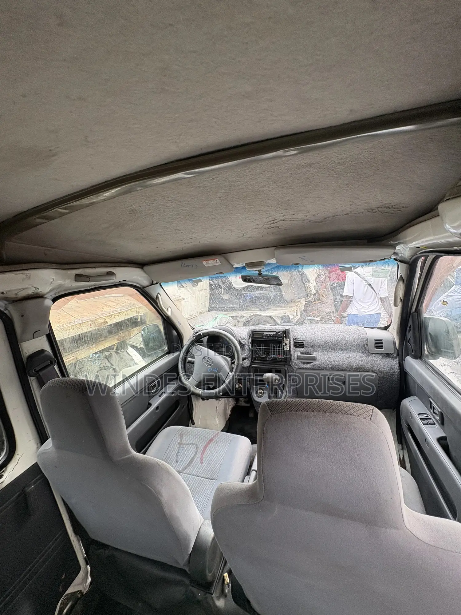 Daihatsu Hijet 2012 White