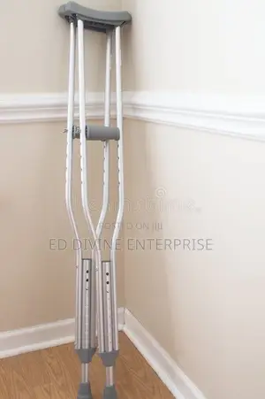 Arm Crutches