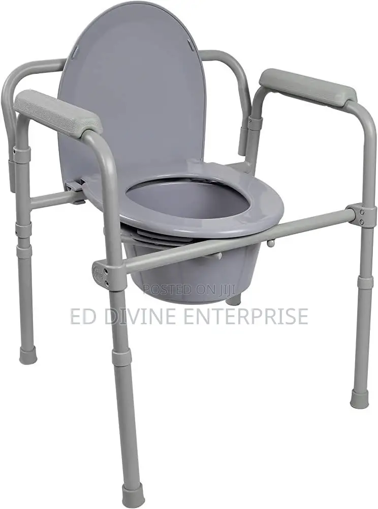 Commode Chair