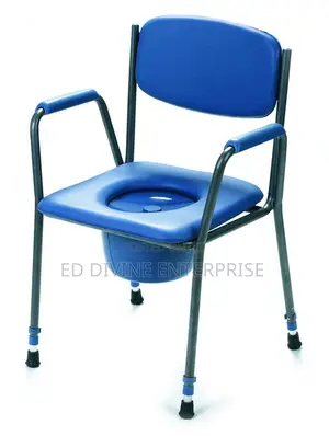 Commode Chair