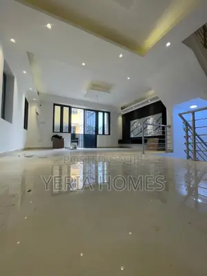 4bdrm Apartment in Ikeja, Lagos State for sale