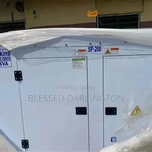 200kva England Perkins Soundproof Diesel Generator