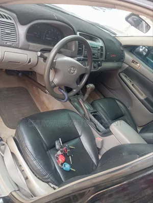 Toyota Camry LE 4dr Sedan (2.4L 4cyl 5M) 2003 Black