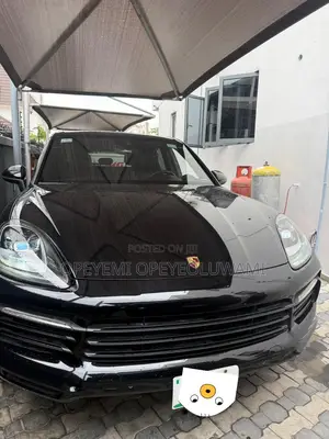 Porsche Cayenne S AWD 2019 Black