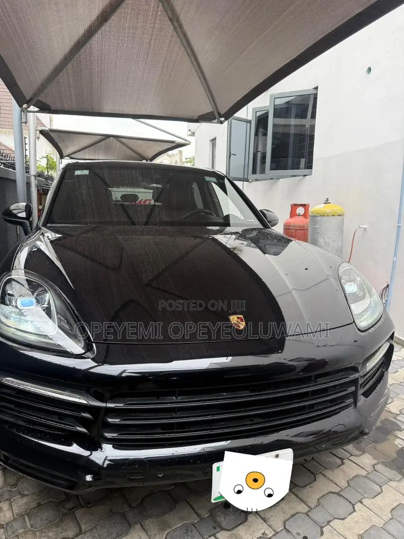 Porsche Cayenne S AWD 2019 Black