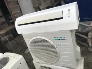 Uk Used 1.5 Hp Dalkln Inverter Spilt Unit Air Conditioner