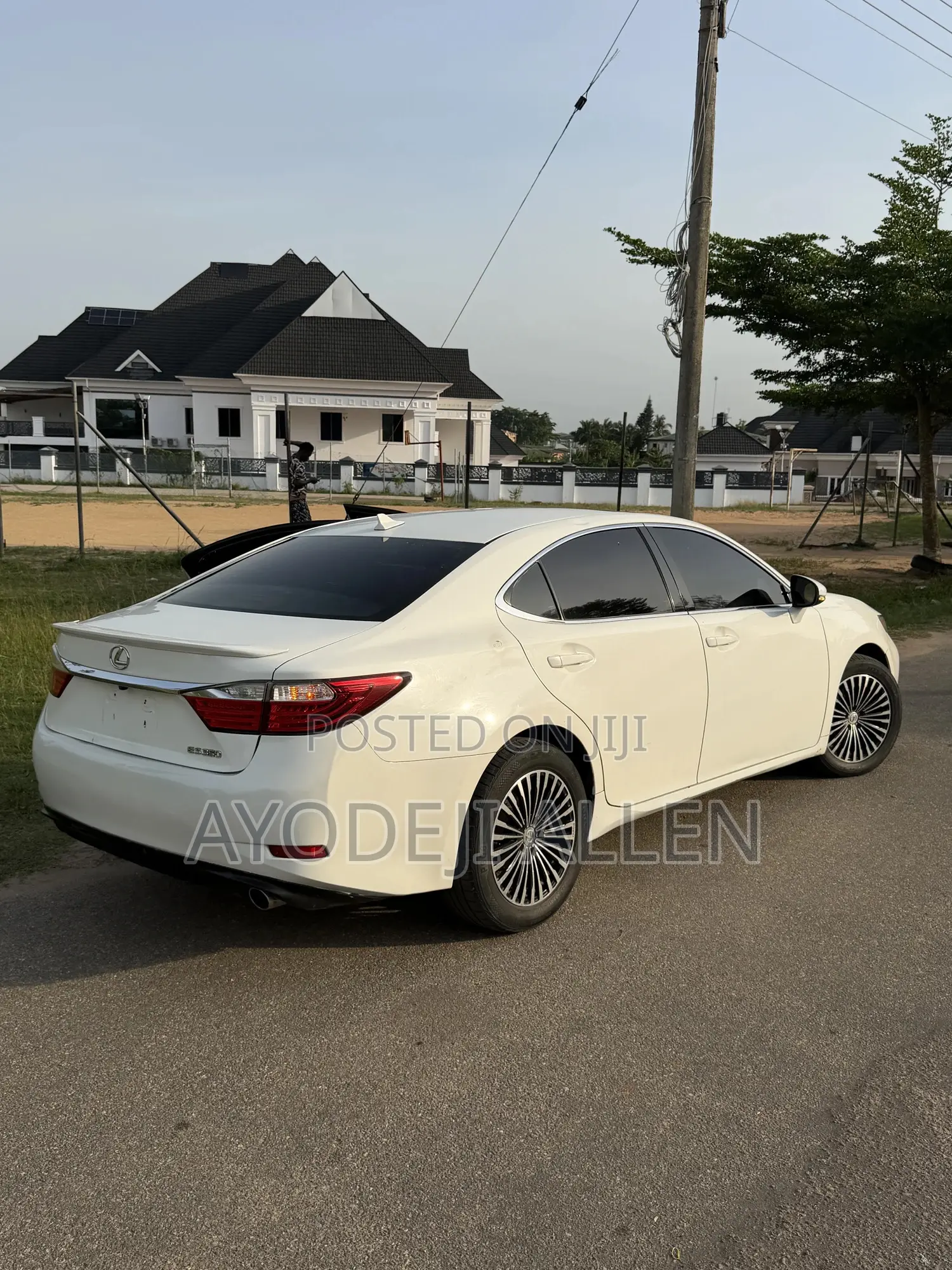 Lexus ES 2013 White