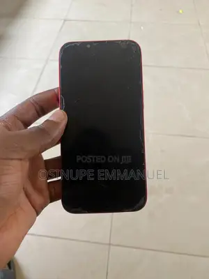 Apple iPhone 13 128 GB Red