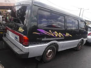 Ford Transit 2005 Black