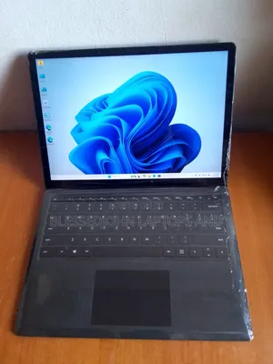 Laptop 8GB Intel Core i7 SSD 256GB