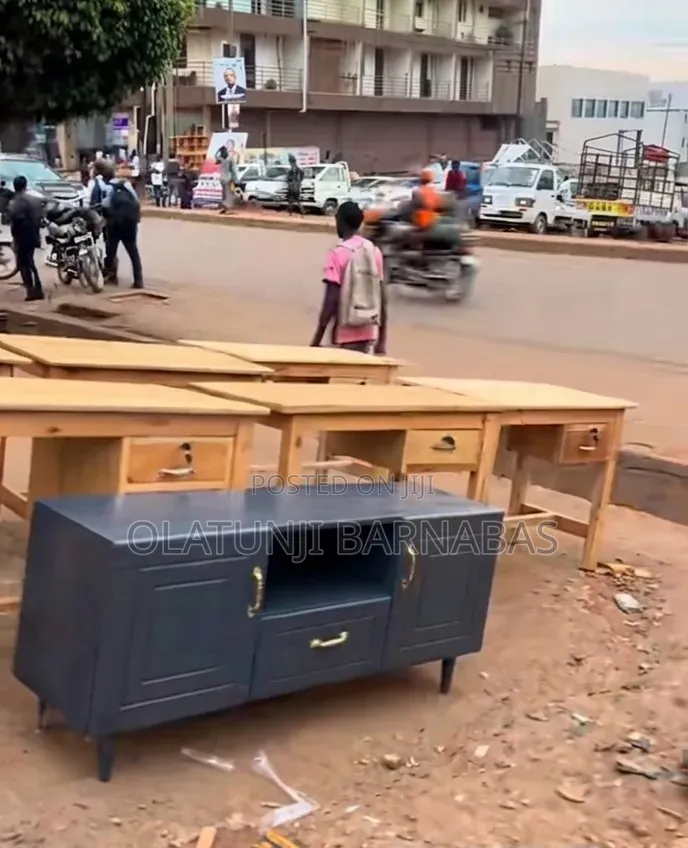 Tv Stand /Console