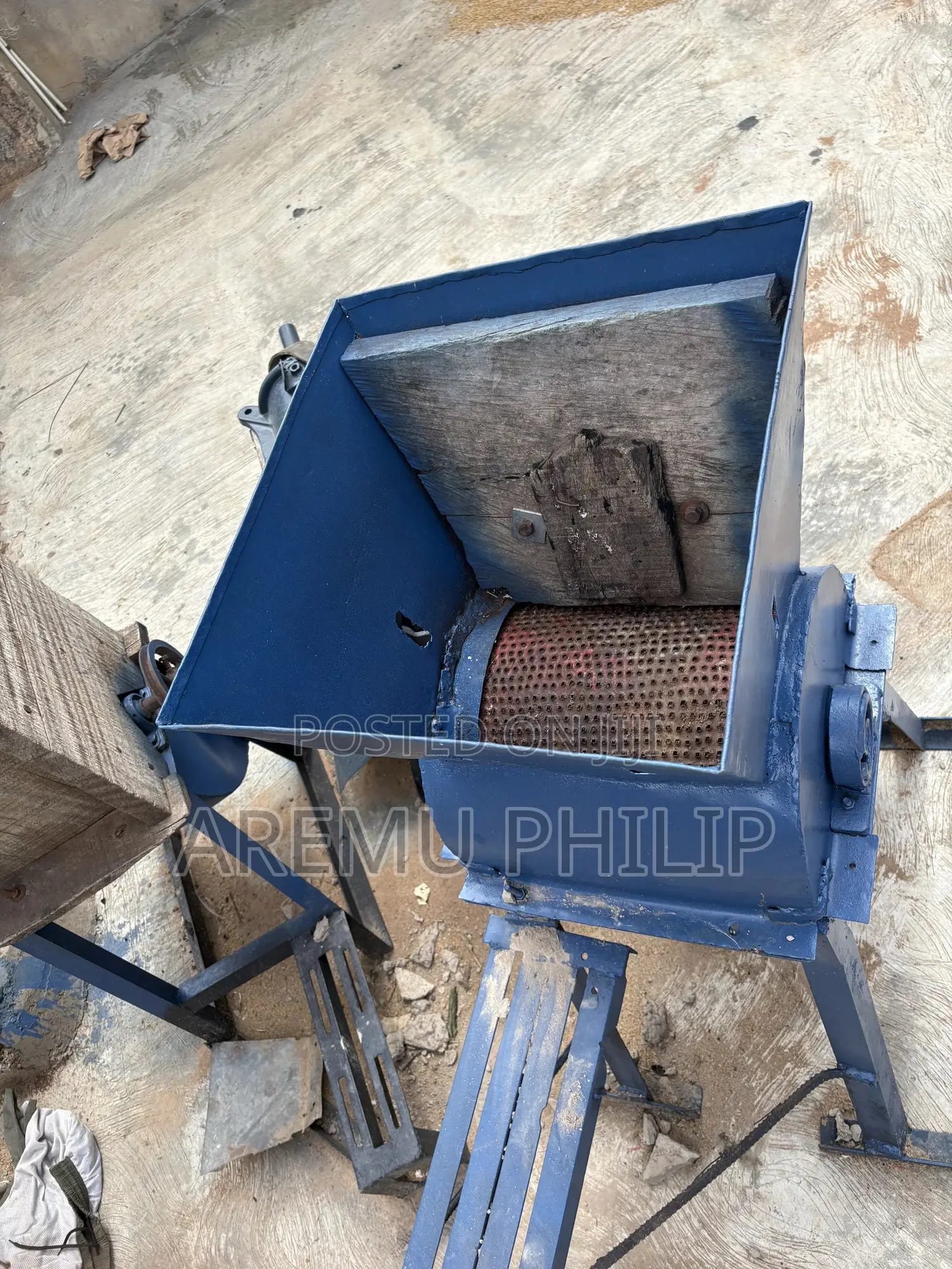Cassava Grating Machine