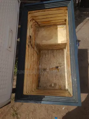 Refrigerators Technician
