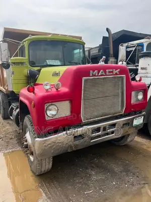 Mack 10tyre 12valve Engine