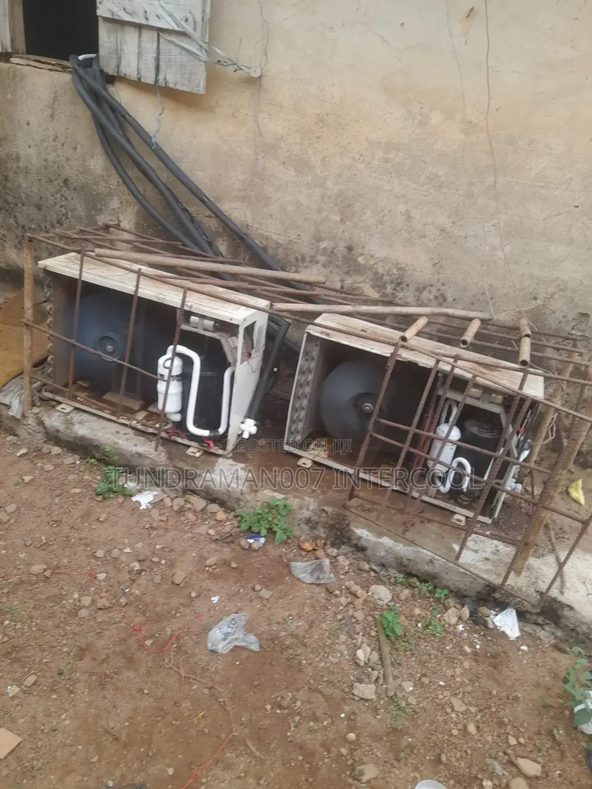 Refrigerators Technician