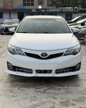Toyota Camry 2014 White