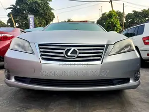 Lexus ES 2012 Gray
