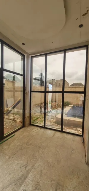 Frameless Window / Structural Glass / Curtainwall