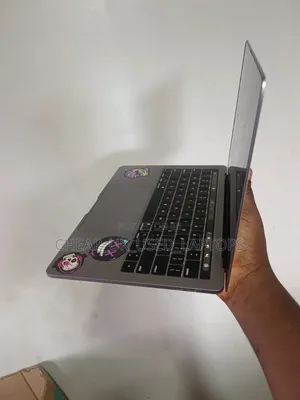 Laptop Apple MacBook Pro 2018 8GB Intel Core i5 SSD 256GB