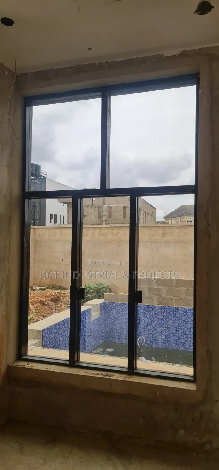 Frameless Glass Windows / Curtainwall