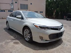 Toyota Avalon 2013 White