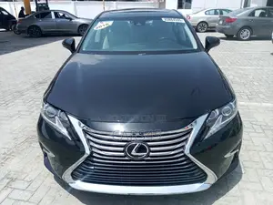 Lexus ES 2016 Black