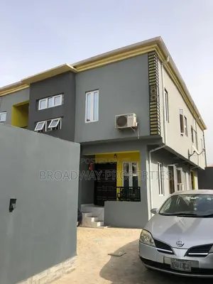 4bdrm Duplex in Magodo Phase2 for sale