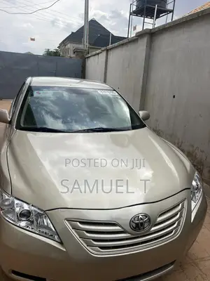 Toyota Camry LE 4dr Sedan (2.4L 4cyl 5A) 2008 Gold