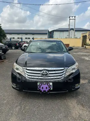 Toyota Avalon 2011 Black