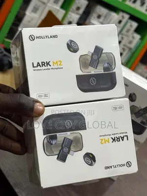Lark M2 Wireless Hollyland Mic iPhone/Android (2tx+1rx+Charging Case)