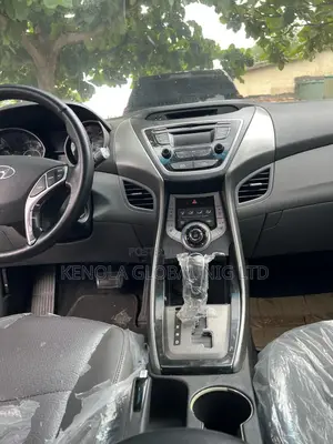 Hyundai Elantra 2013 Silver